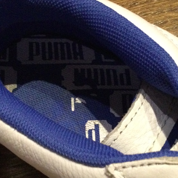 Sneakers - Picture 4 of 6